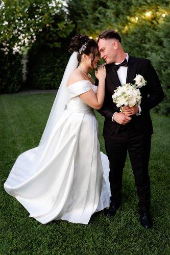 mobile - carousel-hero-element image-4