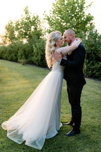 mobile - carousel-hero-element image-1