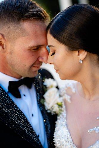 mobile - carousel-hero-element image-1